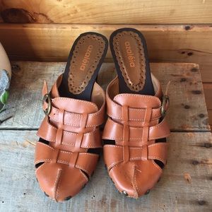 Azaleia leather sandals